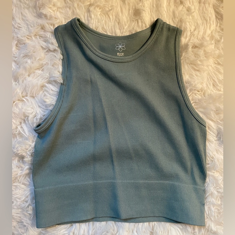 Aura small/medium athletic tank. WORN ONCE.